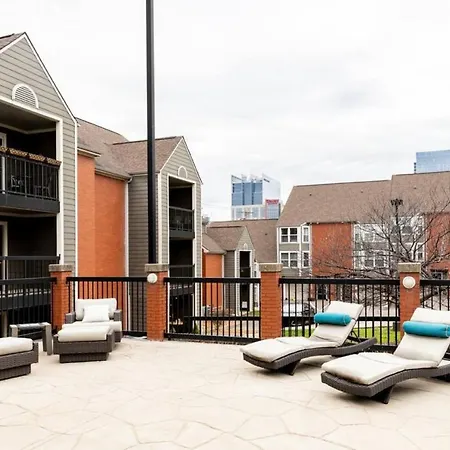 Downtown Nashville Condo, Walk To Broadway With Free Parking